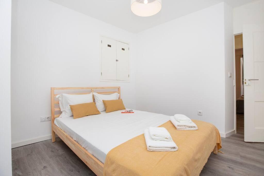 Santa Marta Cozy Apt W/ Ac Lisbon Bagian luar foto
